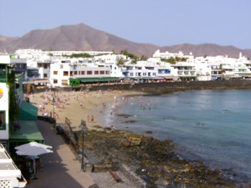 Blick zum Stadtstrand Hotel Casa Domingo