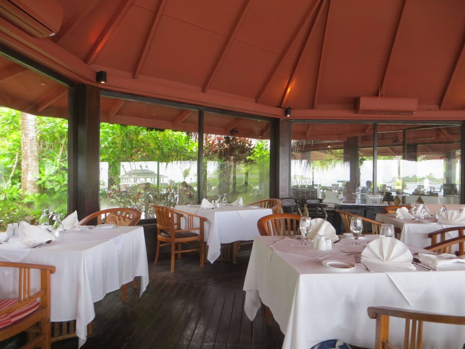 Sehr schöne Deko im Sunset Restaurant Adaaran Select Hudhuran Fushi - Premium All Inclusive