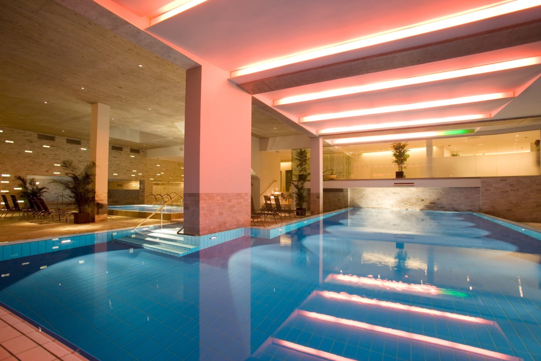 Pool Hotel de France