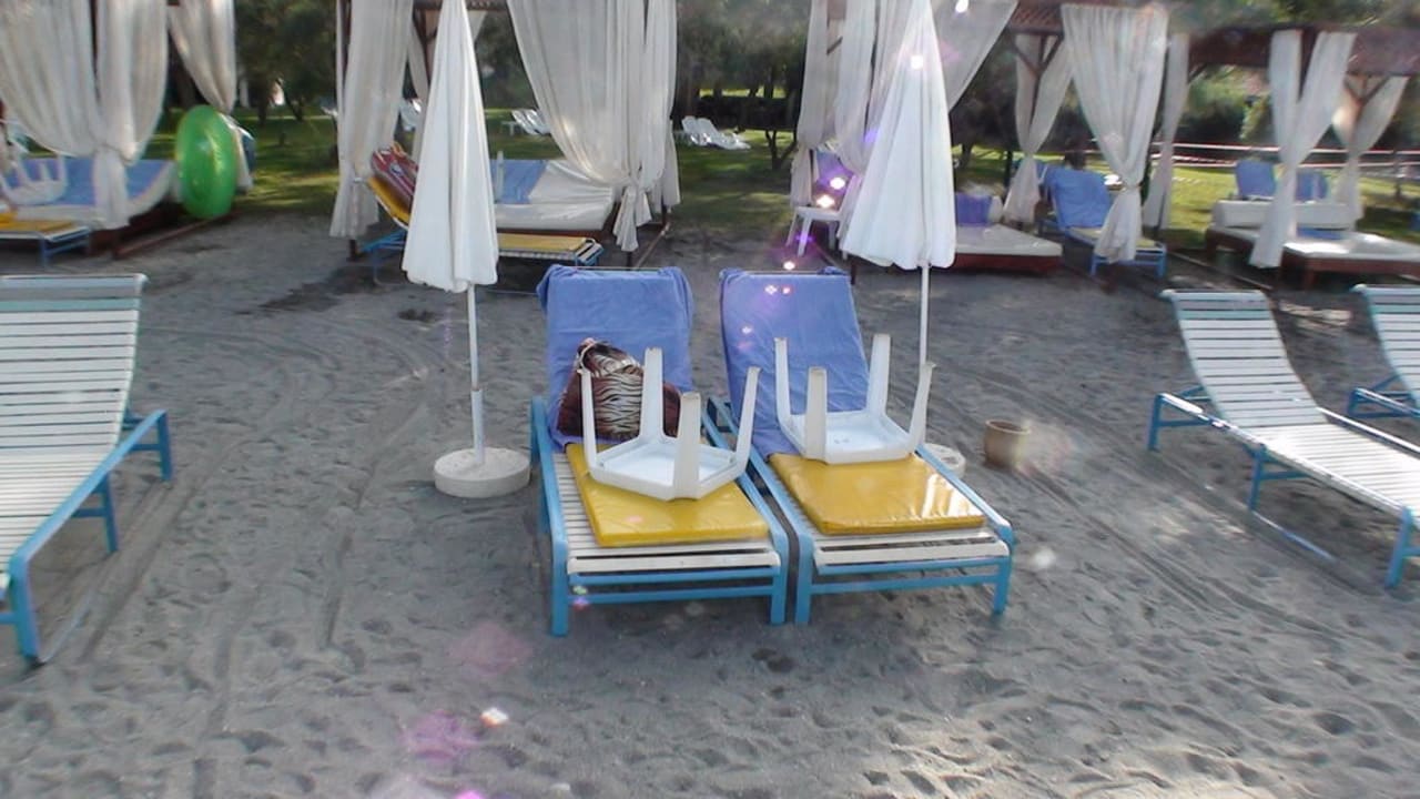 06:45 Uhr schon reserviert  Labranda Alantur Resort