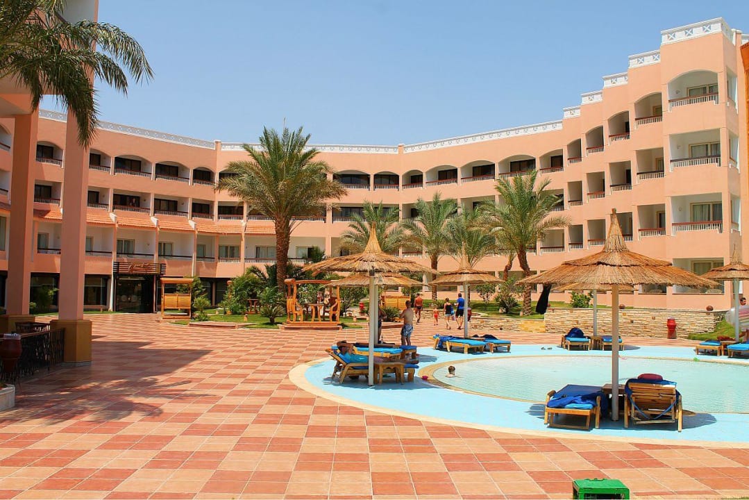 Мини-бассейн Beach Albatros Resort