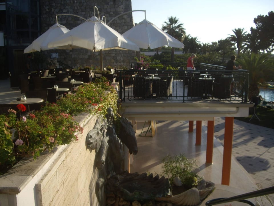 Teil der Poolbar Aldiana Club Rocca Nettuno Calabria