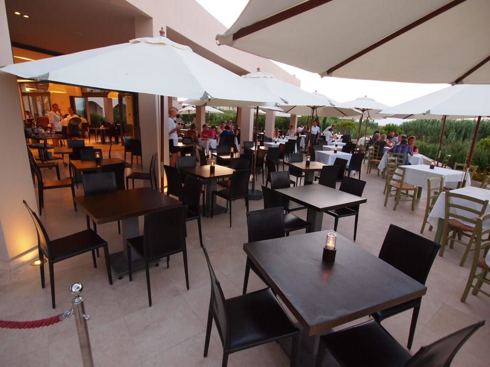 Restauracja Atlantica Eleon Grand Resort, Tragaki