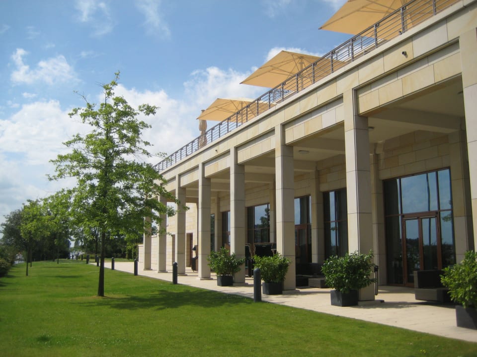 Ansicht Ostseite ATLANTIC Hotel Wilhelmshaven