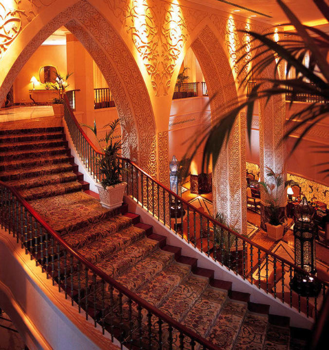 Lobby Sheraton Hotel & Resort Abu Dhabi