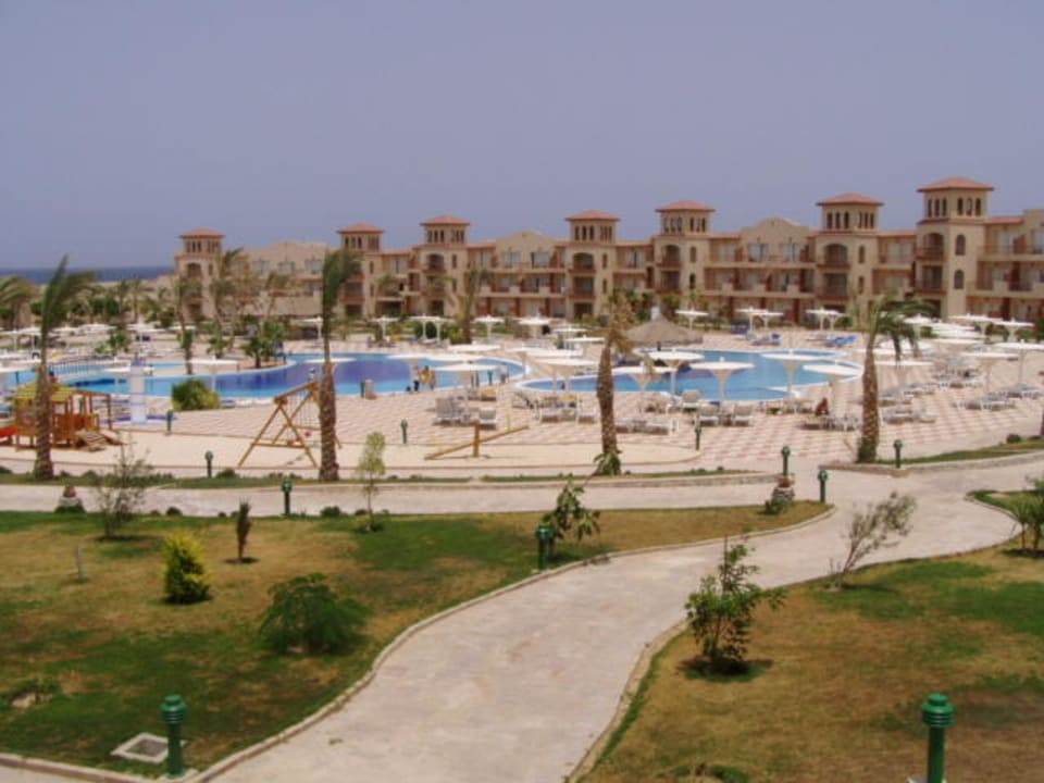 So ruhig ist es im Juni um 14 Uhr Pensée Royal Garden Beach Resort