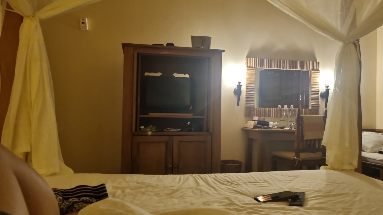 Zimmer Filitheyo Island Resort