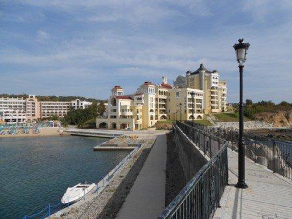 Von der Kaimauer aus Richtung Marina Beach Duni Royal Holiday Village