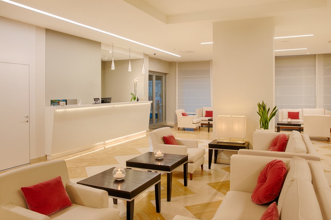 Lobby NH La Spezia