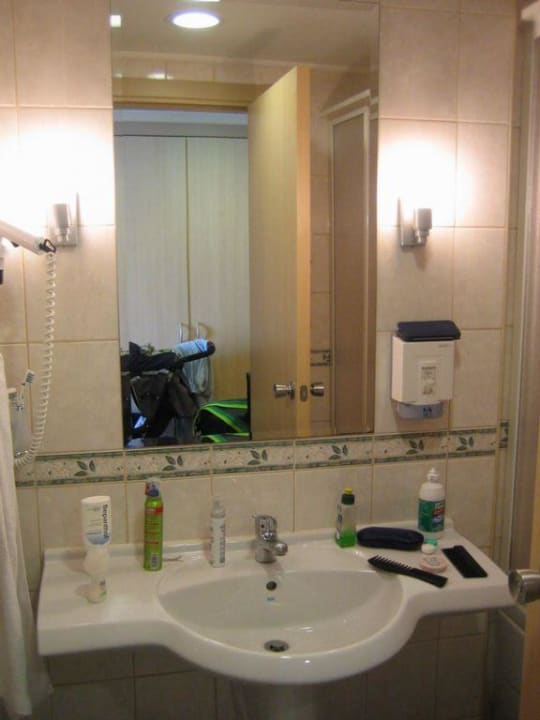 Familienzimmer Waschbereich Selectum Family Resort Side