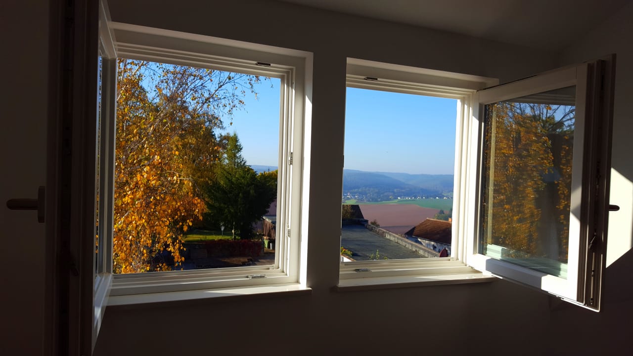 Ausblick Well-Being Gästehaus Burghof Stauf