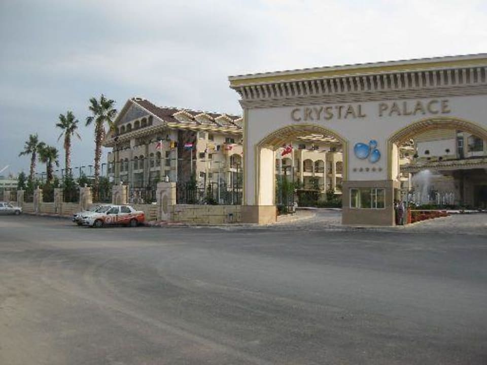 Einfahrt Diamond Excellence Resort & Spa