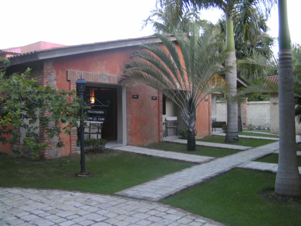 Bungalow Villas Bavaro Resort & Spa