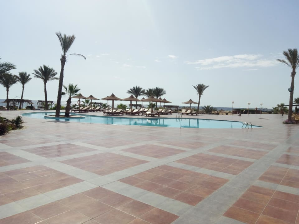 Pool Shams Alam Beach Resort