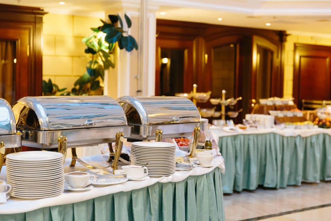 Breakfast Grand Hotel Emerald