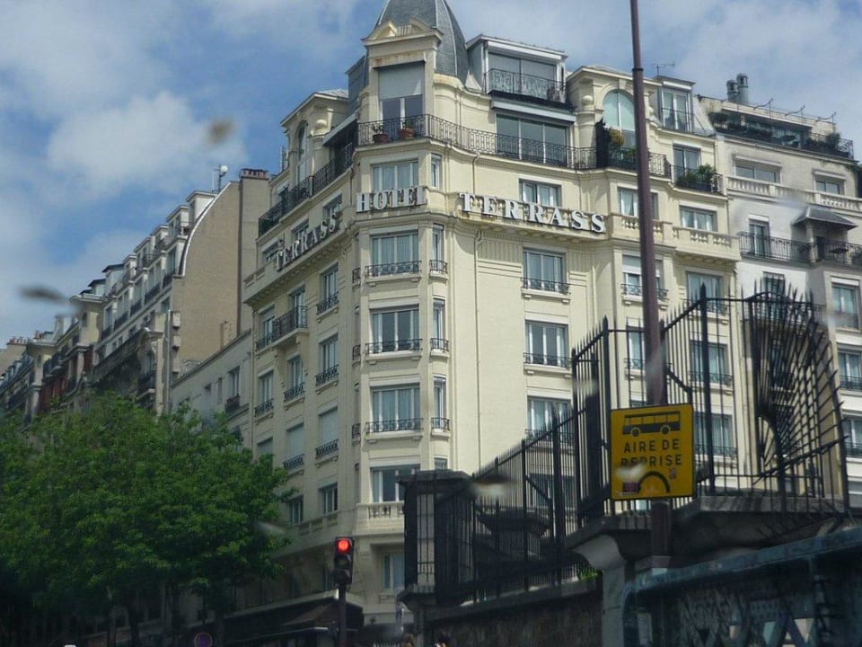 Hotel von außen Terrass Hôtel