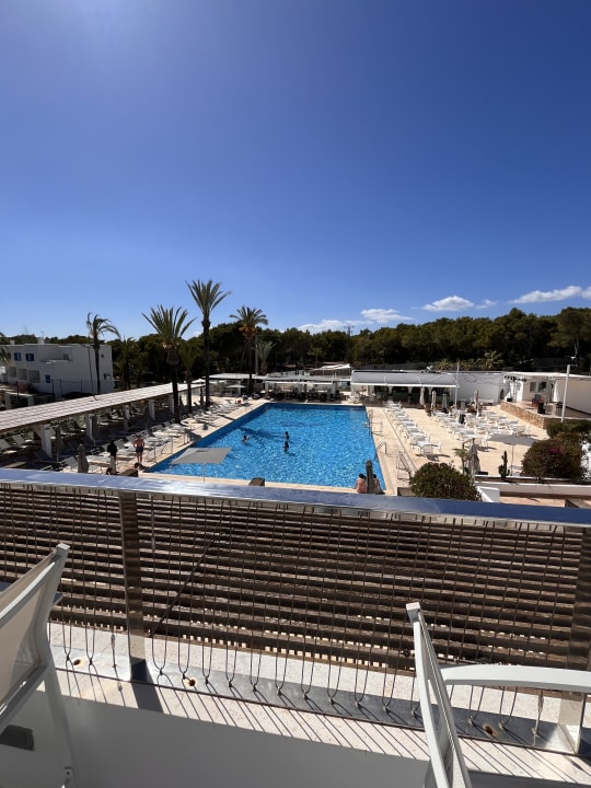 Pool Cala Llenya Resort Ibiza