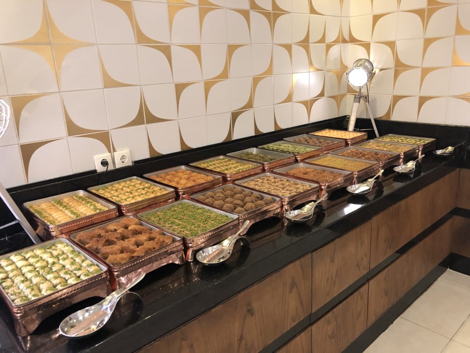 Gastro Xanadu Resort Hotel