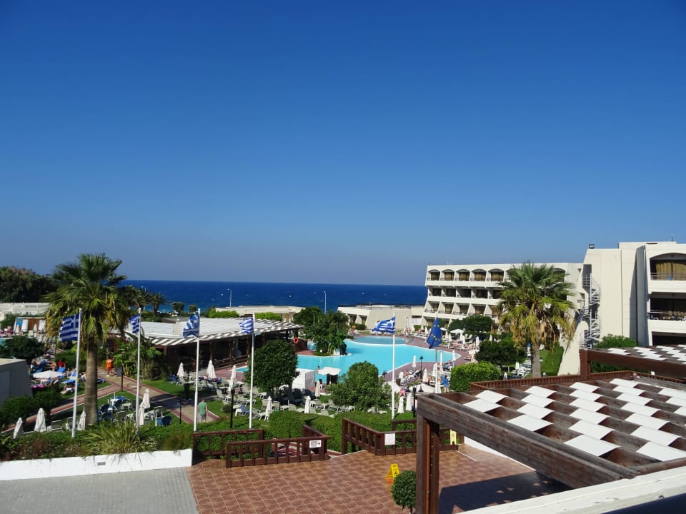 Widok z tarasu  Sol Cosmopolitan Rhodes