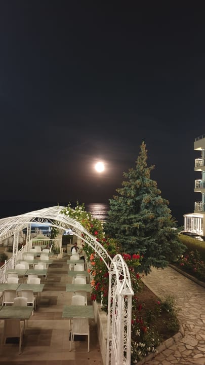 Außenansicht Hotel Bilyana Beach