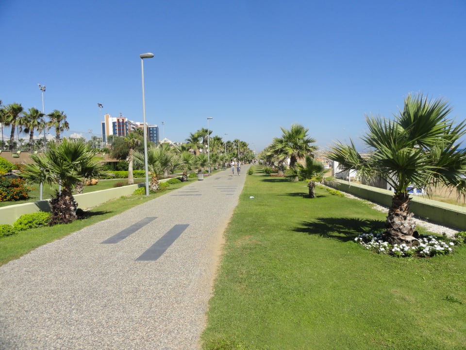 Strandpromenade FUN&SUN Smart Hane Sun Hotel