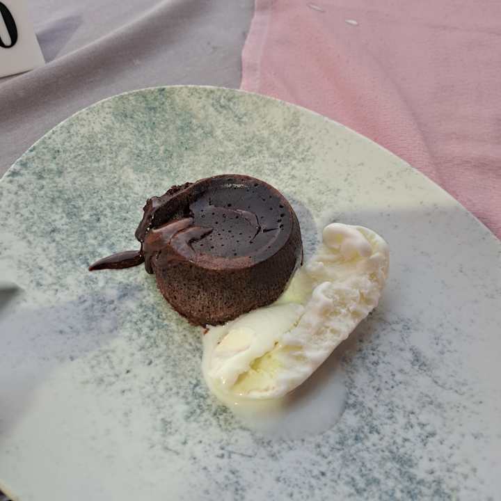 Gastro Saturn Palace Resort Hotel