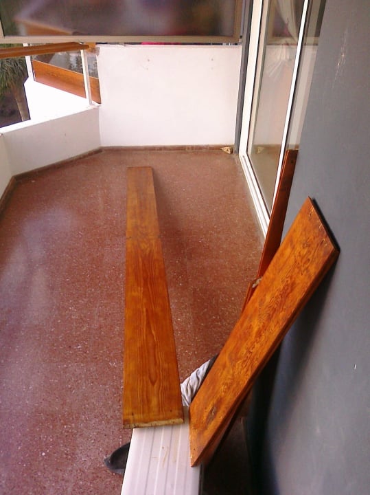 Renovierung während des Aufenthaltes Bull Escorial & Spa