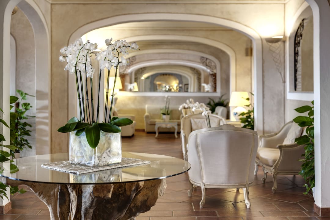 Lobby Colonna Resort