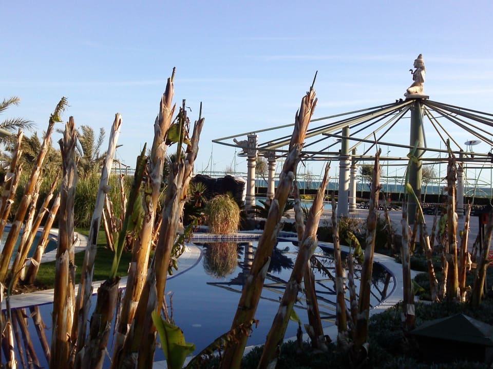 Wunderschön angelegt  Limak Lara Deluxe Hotel & Resort