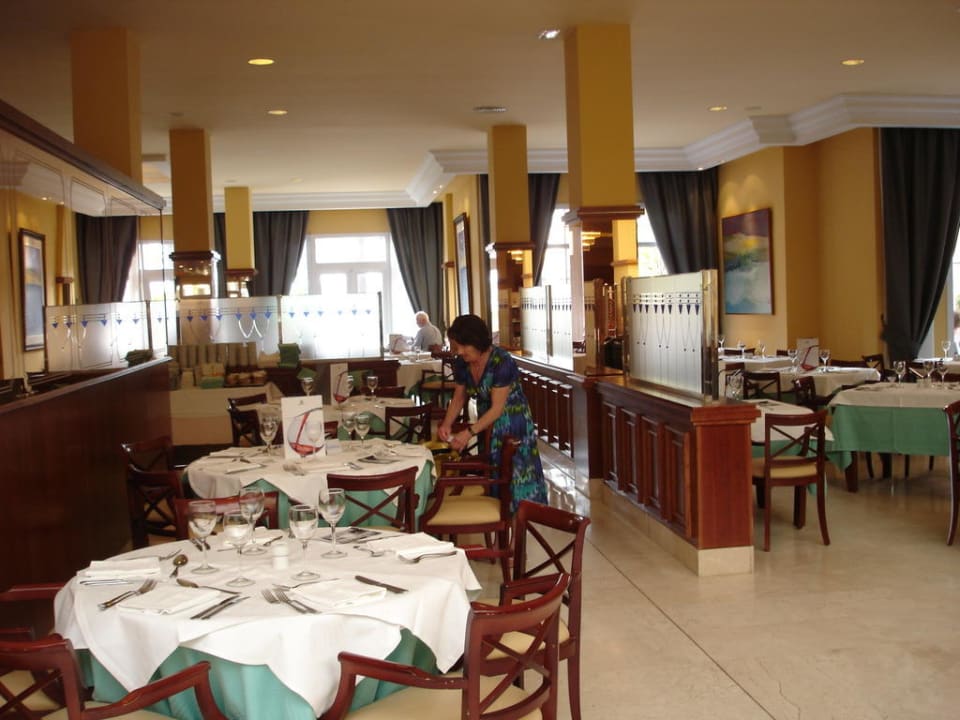 Frühstück und Abendessen Hipotels Barrosa Park