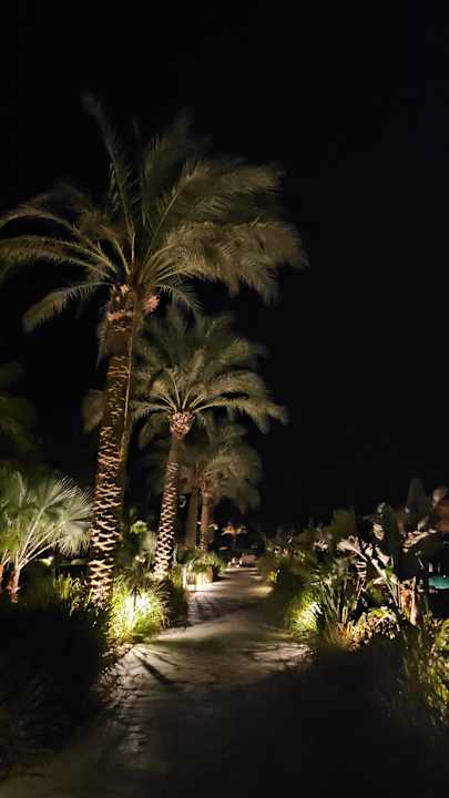 Gartenanlage Serry Beach Resort