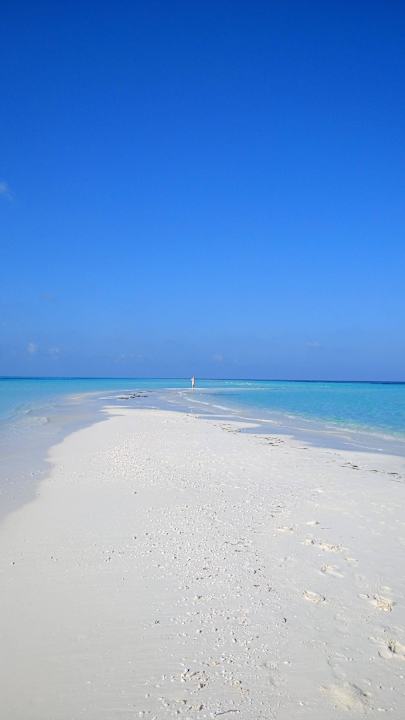 Sandbank Kuredu Island Resort & Spa