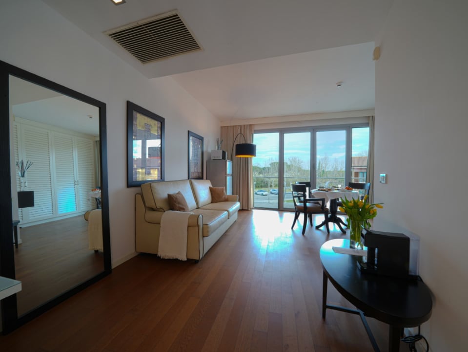 Zimmer Pisa Tower Plaza