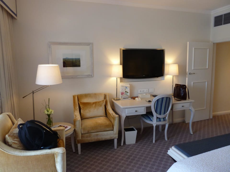 Gegenüber vom Bett Mount Nelson, A Belmond Hotel, Cape Town