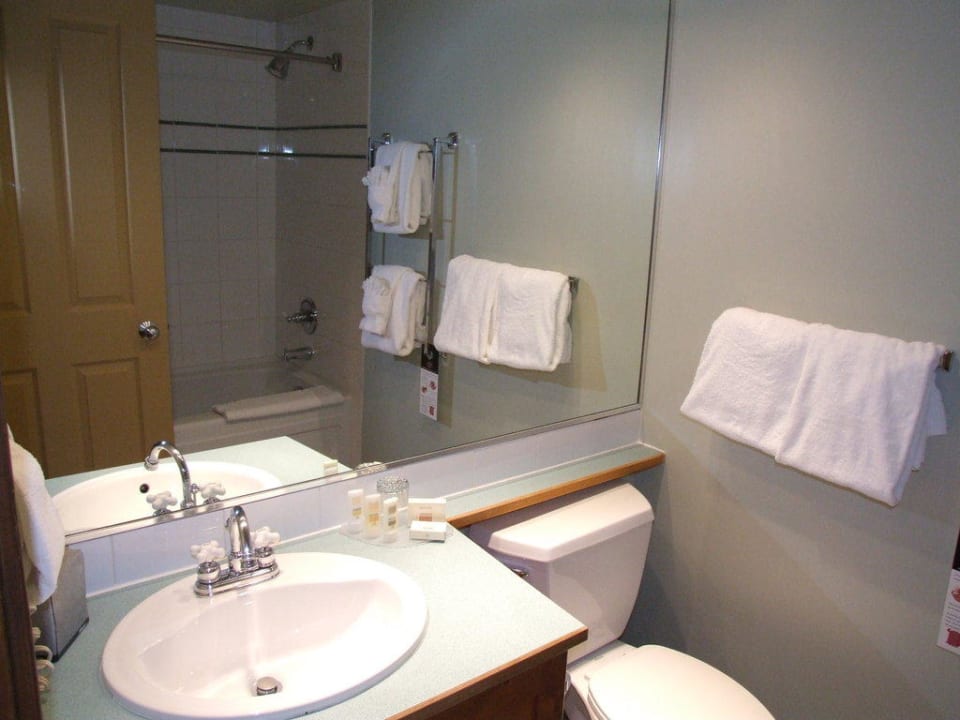 Badezimmer Hotel Coast Blackcomb Suites