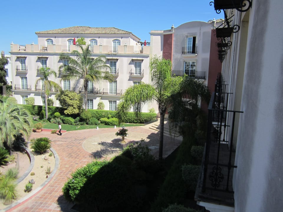 Blick auf den Innenhof Hotel Prestige Palmera Plaza