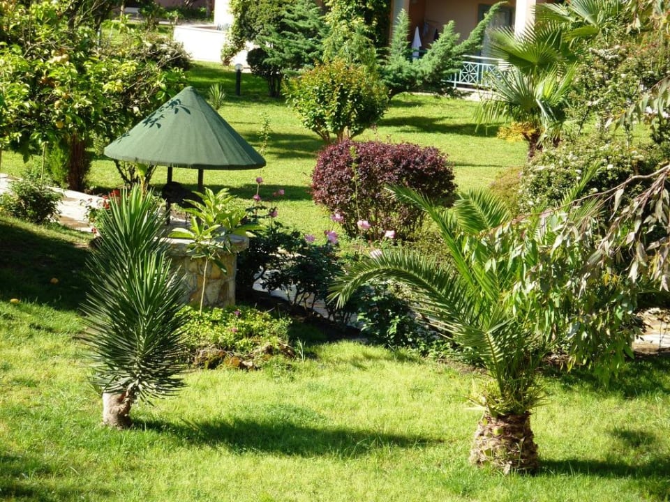 Schöne Gartenanlage Greenwood Kemer Resort