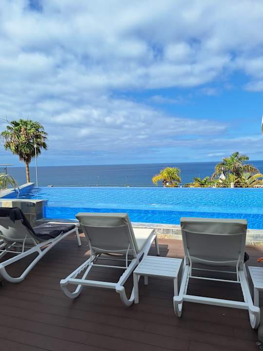 Pool H10 Playa Meloneras Horizons Collection