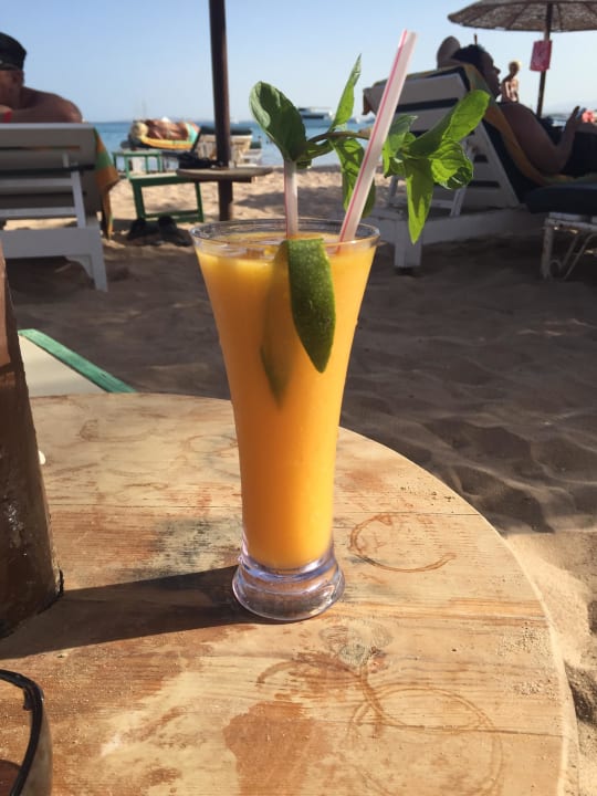 Frisch gepresster Mangosaft Giftun Azur Resort