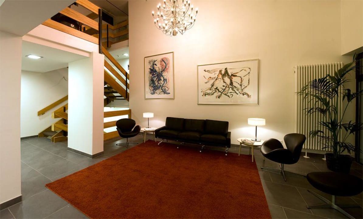 Lobby/Eingang Hotel Njord