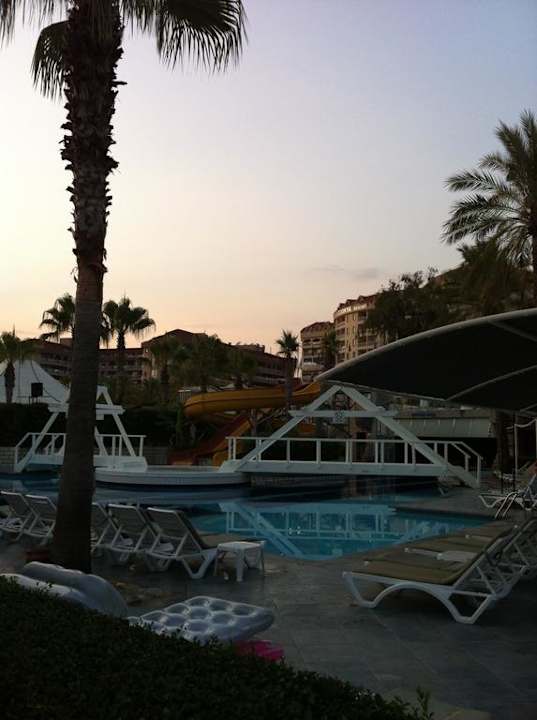 Pool Sealife Buket Resort & Beach
