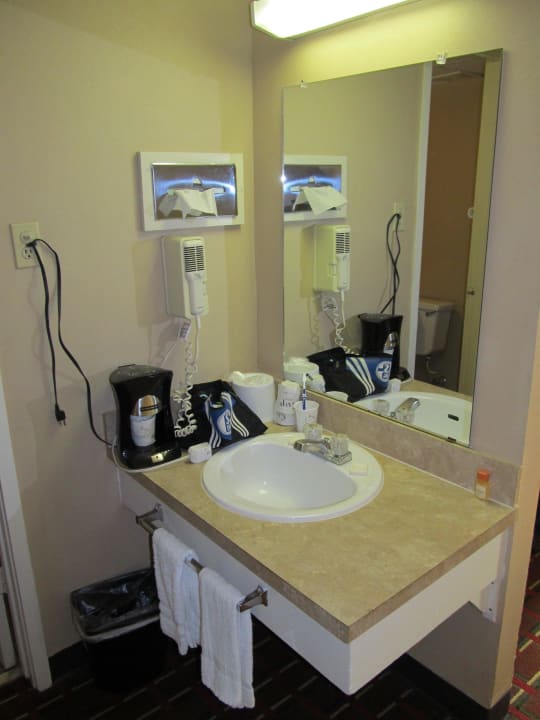 Waschbereich Hotel Days Inn Six Flags Ballpark