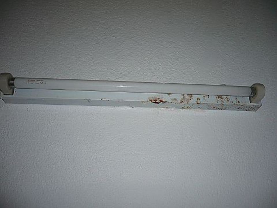 Embudu Hotelzimmer - Alles runtergekommen! Embudu Village