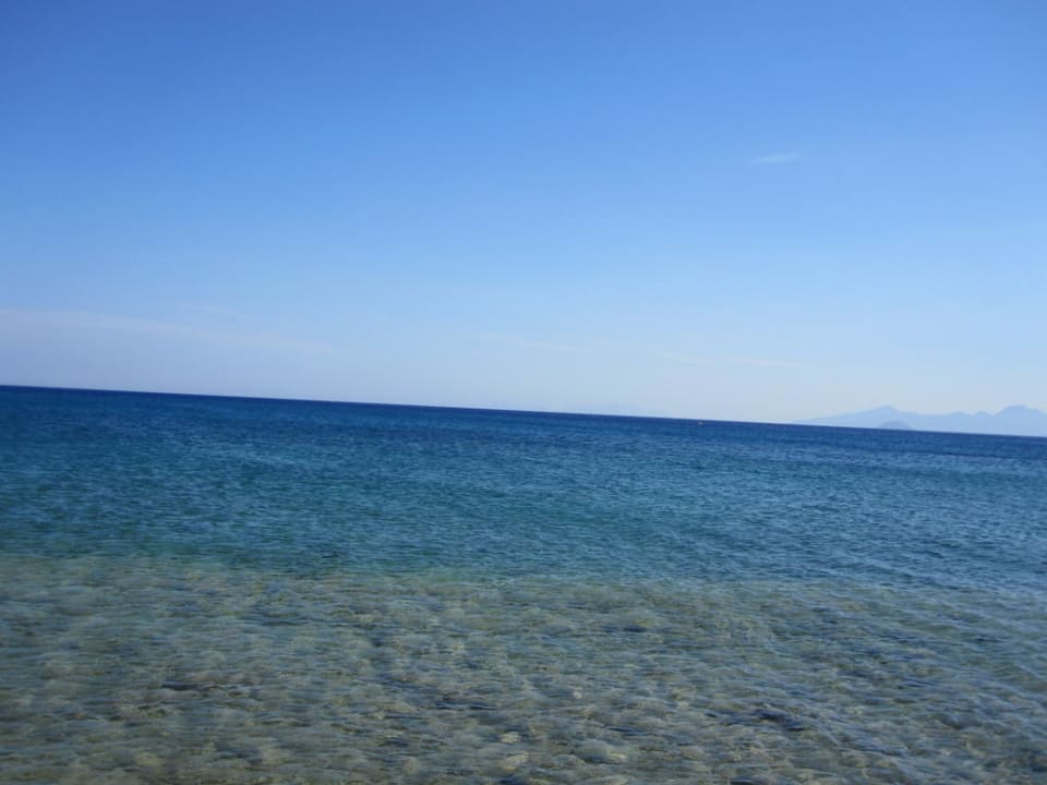 Strand Akti Beach Club