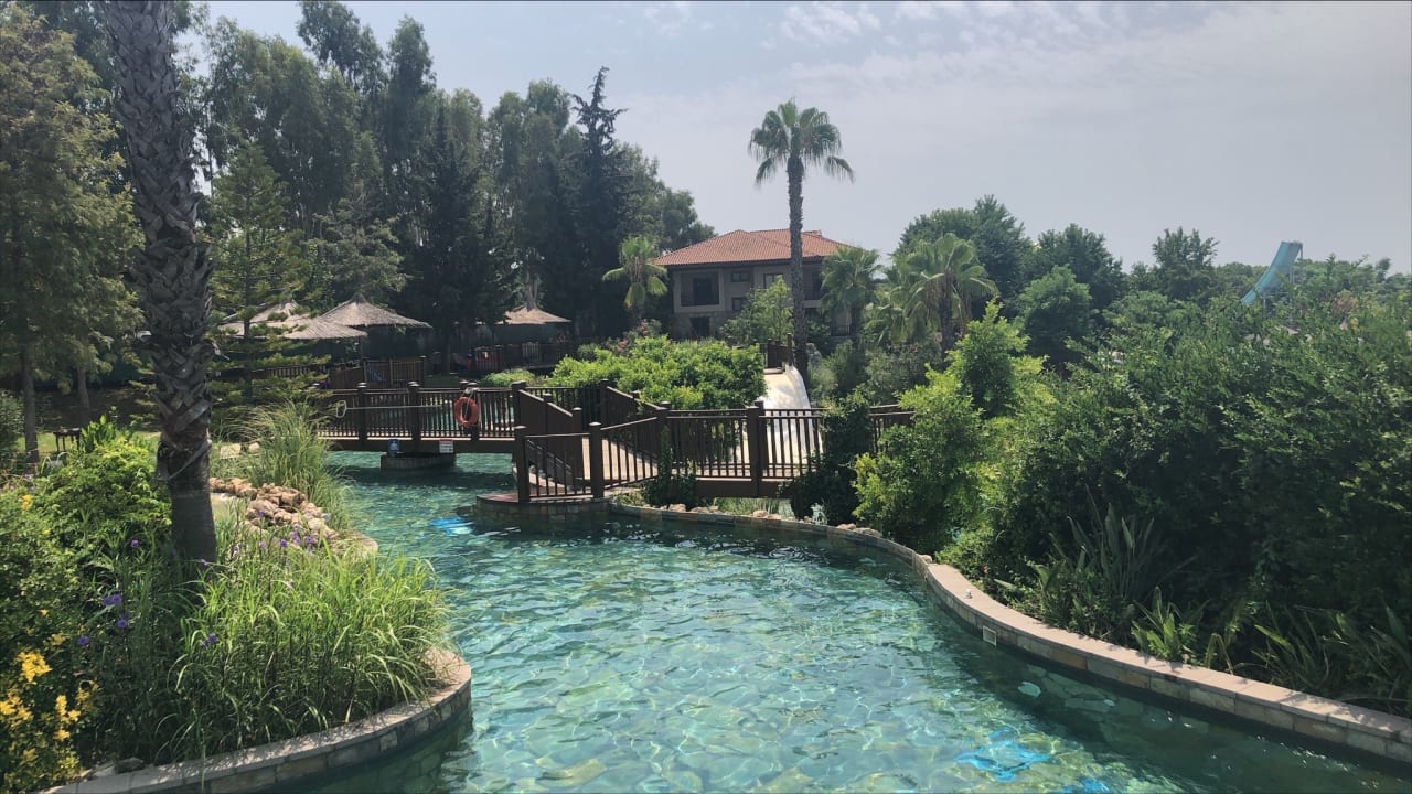 Pool Club Grand Side