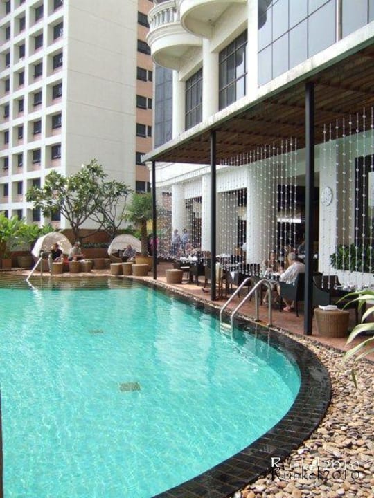 Pool & Frühstück Hotel Lebua At State Tower
