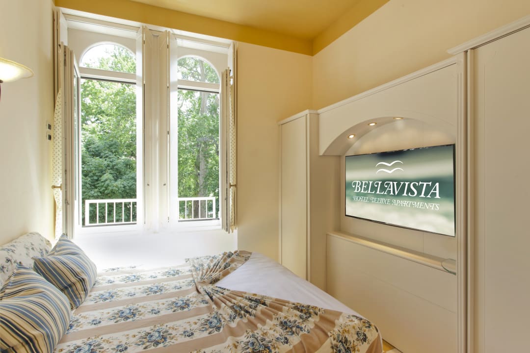 Zimmer Bellavista Lakefront