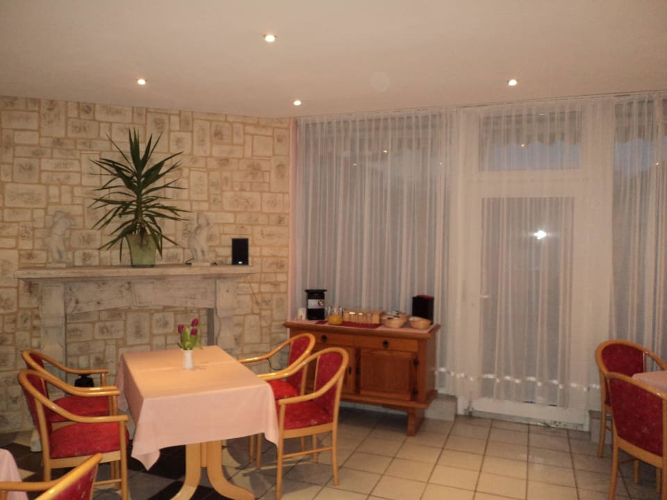 Frühstücks- und Aufenthaltsraum Pension Pamp