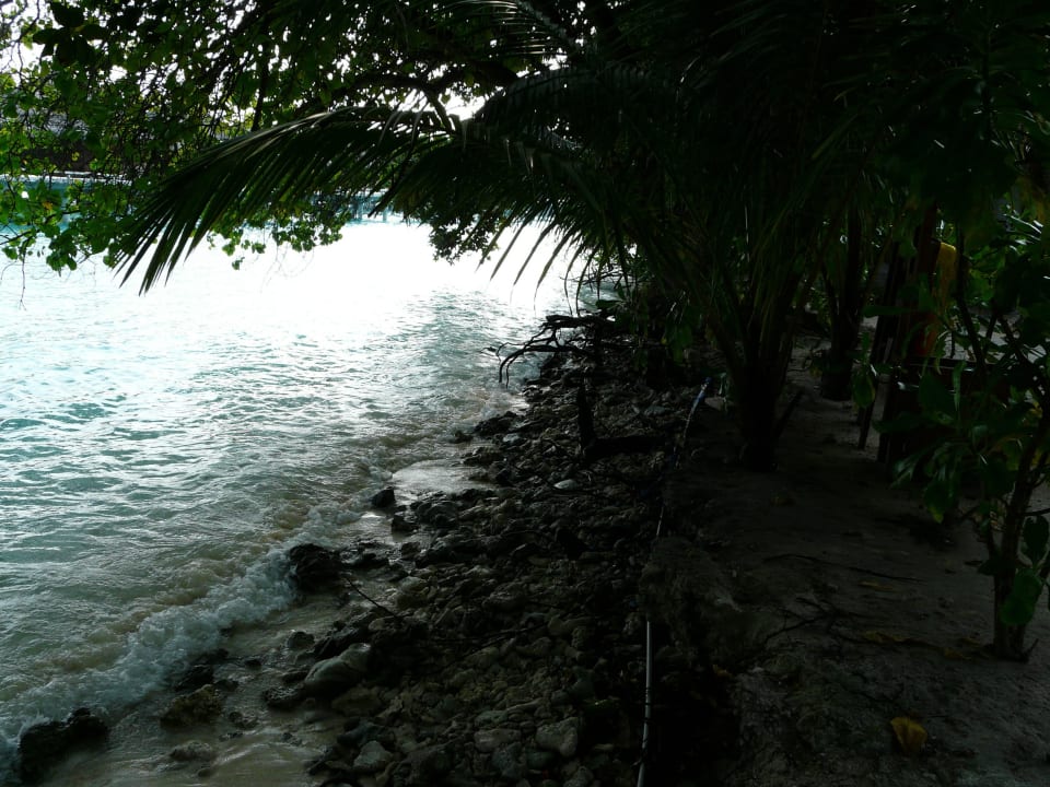 Strand von Beach-Villa Riffseite Kuramathi Maldives