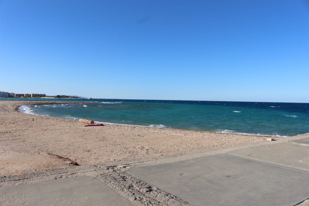 Strand Palm Beach Resort